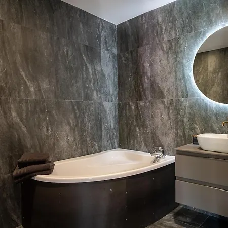 L'avant-premiere Chic 40m2 With Parking * Evreux