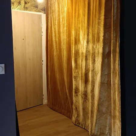 L'avant-premiere Chic 40m2 With Parking Evreux